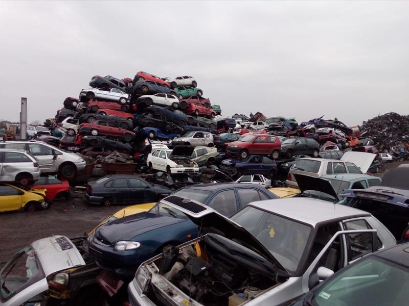 zlomowanie skup sprzedaz pojazdow samochodow PARKITKA